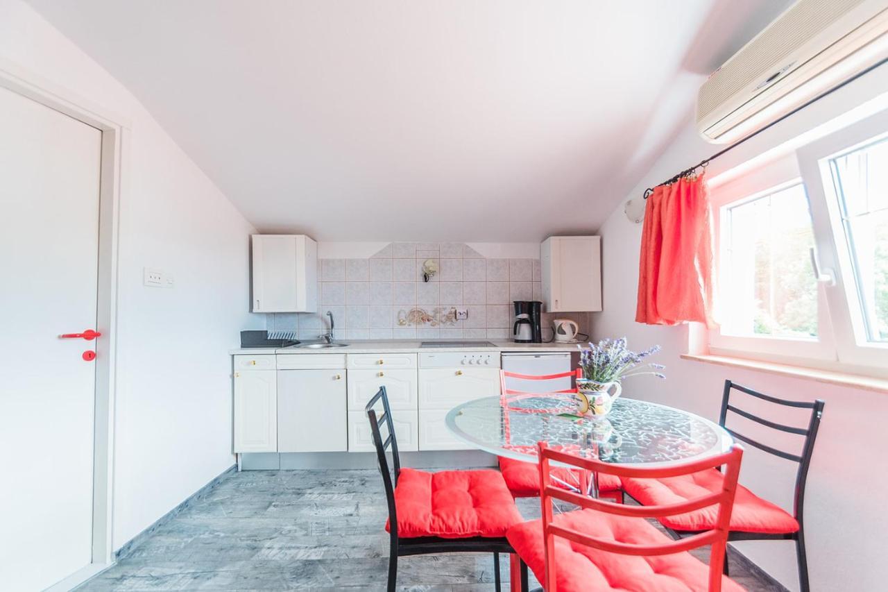 Apartments Borik ซริกเวนิซา ภายนอก รูปภาพ